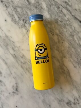 New Yellow Minion 'Bello!' Stainless Bottle with Blue Cap